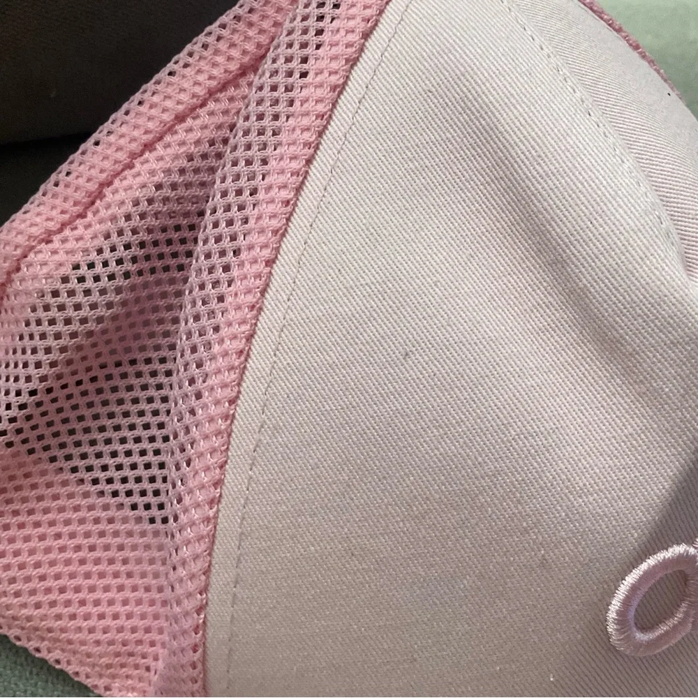 Alo Yoga District Trucker Hat Powder Pink